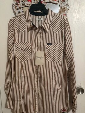 Wrangler Retro Women’s Brown & White Striped Button-Down Shirt